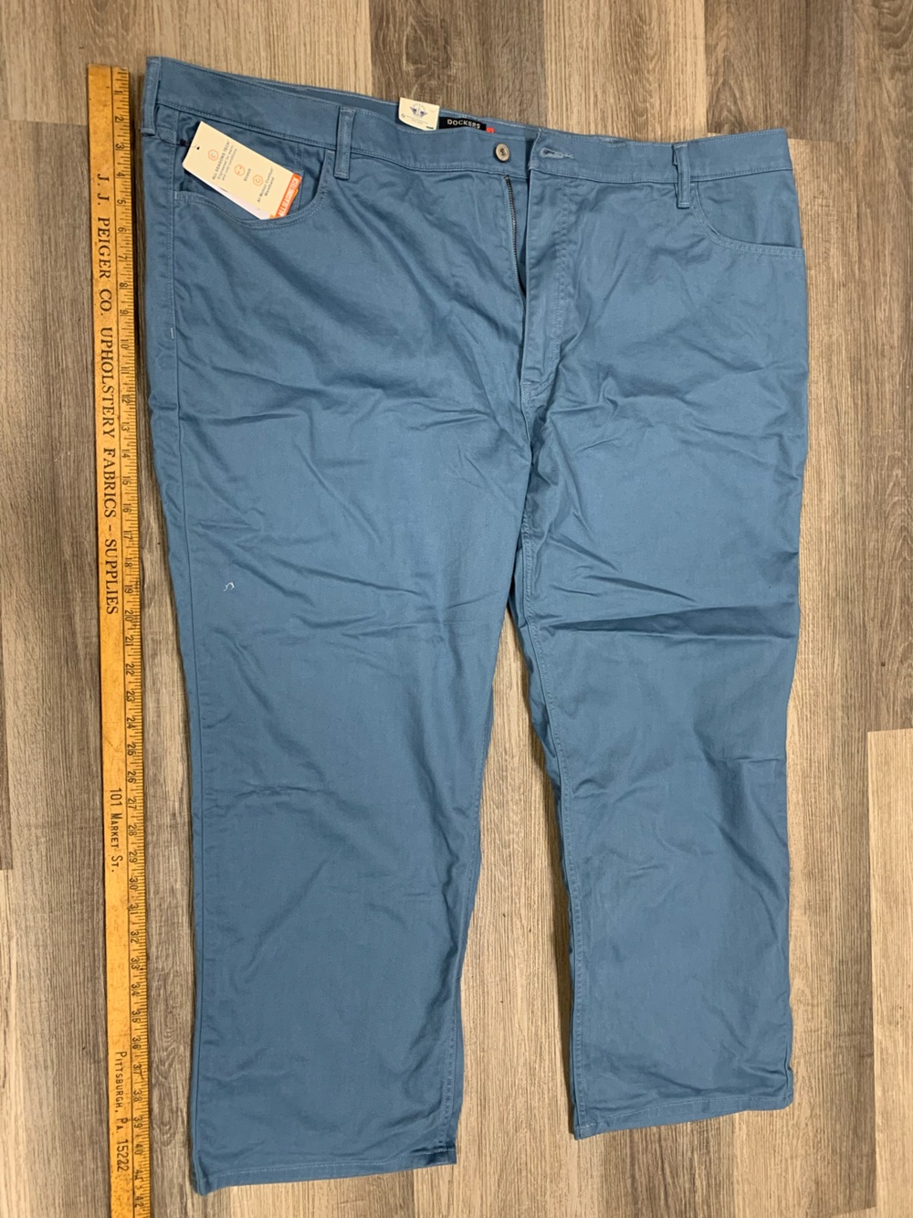 Dockers Men's Straight Fit Teal-Blue Chinos